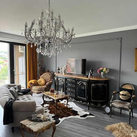 Parisian Apartment Cluj エクステリア 写真