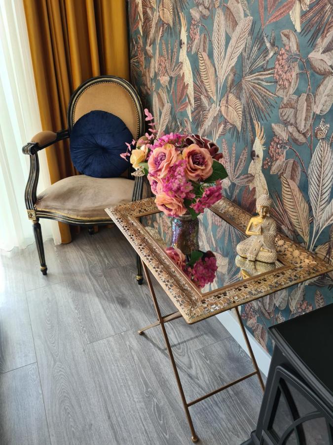 Parisian Apartment Cluj エクステリア 写真