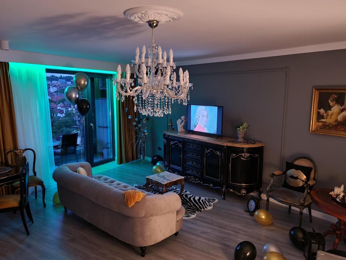 Parisian Apartment Cluj エクステリア 写真